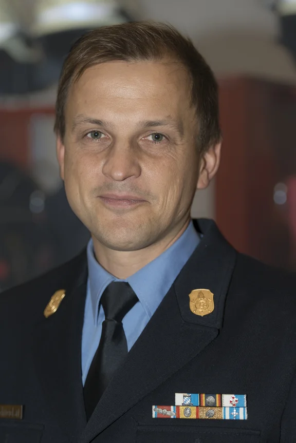 Schweickart.jpg
